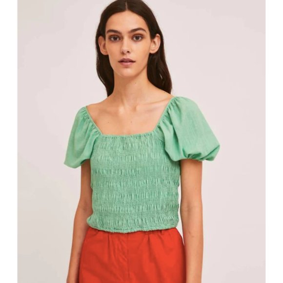 Compañía Fantástica puffed sleeve shirred top - Picture 1 of 4